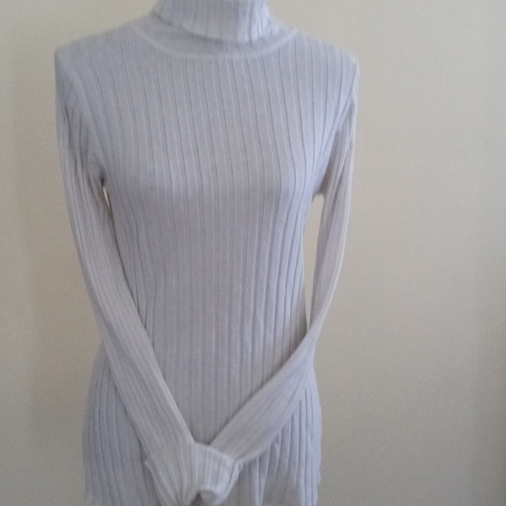 George sweater top: